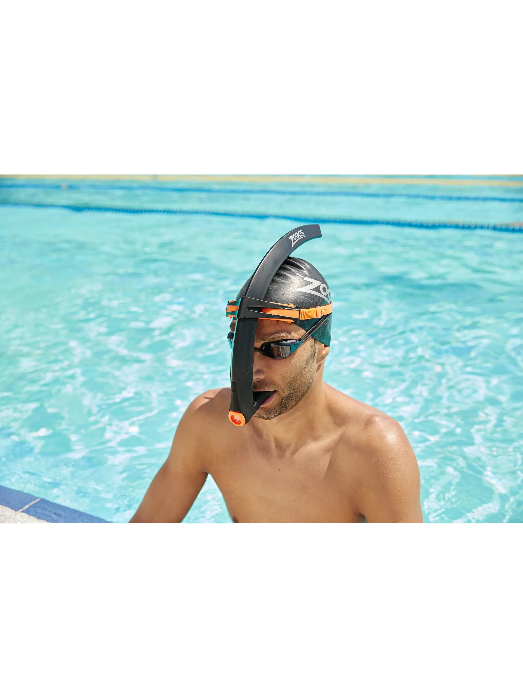 Zoggs Hydro Focus Centre Line Snorkel (Regular Fit) - Black /Orange